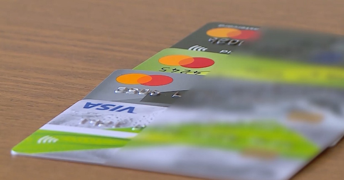 Двое жителей Кузнецка перечислили мошенникам более 10 млн рублей